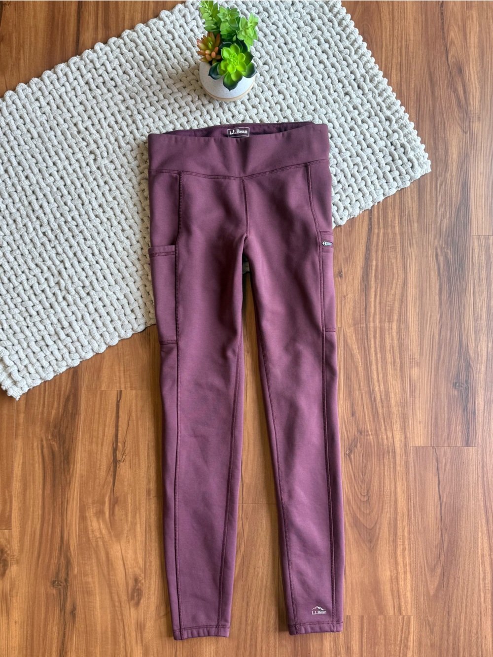 L.L. Bean | Women’s PrimaLoft ThermaStretch Fleece Pocket Tights | Small (MT)